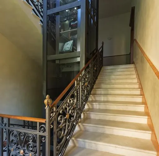 Alighieri Theatre Charming Apartment *